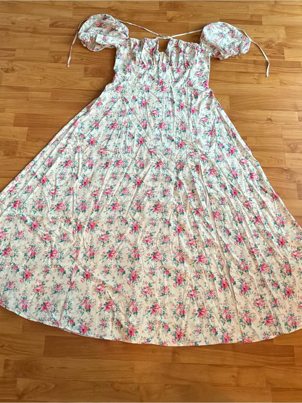 Floral Puff-Sleeve Maxi Dress in Cream and Pink